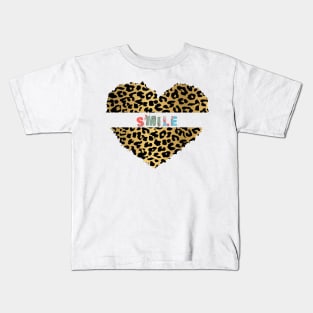 Leopard print heart Kids T-Shirt